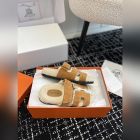 Hermes – неожиданный сюрприз. Модные тапочки Hermes из высококаче