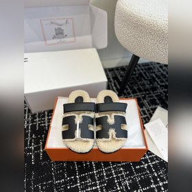 Hermes – неожиданный сюрприз. Модные тапочки Hermes из высококаче
