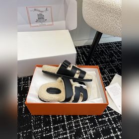 Hermes – неожиданный сюрприз. Модные тапочки Hermes из высококаче