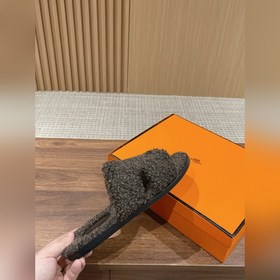【Высший класс】 Hermes #меховые тапочкиз цельного меха H В этом г