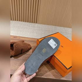 【Высший класс】 Hermes #меховые тапочкиз цельного меха H В этом г