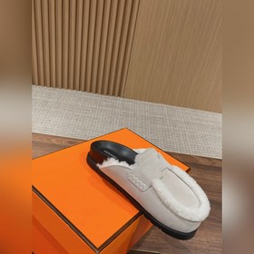 Hermes милые тапочки-тапочки. Подходят к любому наряду, создают н