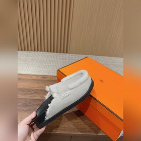 Hermes милые тапочки-тапочки. Подходят к любому наряду, создают н