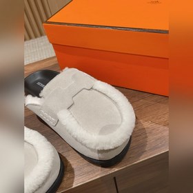 Hermes милые тапочки-тапочки. Подходят к любому наряду, создают н