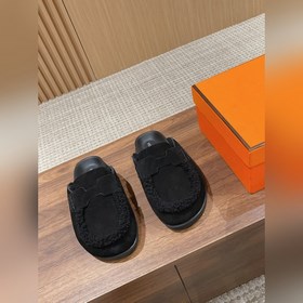 Hermes милые тапочки-тапочки. Подходят к любому наряду, создают н
