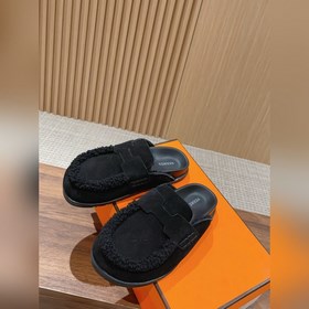 Hermes милые тапочки-тапочки. Подходят к любому наряду, создают н