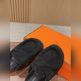 Hermes милые тапочки-тапочки. Подходят к любому наряду, создают н