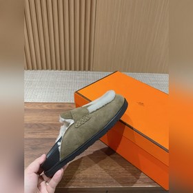 Hermes милые тапочки-тапочки. Подходят к любому наряду, создают н