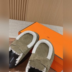 Hermes милые тапочки-тапочки. Подходят к любому наряду, создают н