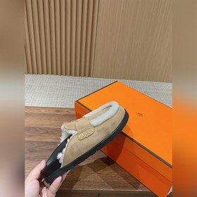 Hermes милые тапочки-тапочки. Подходят к любому наряду, создают н