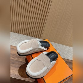 Hermes милые тапочки-тапочки. Подходят к любому наряду, создают н