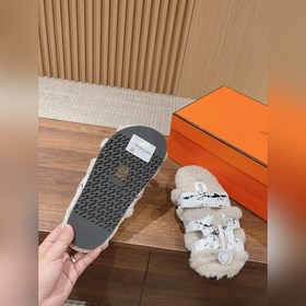 【Высший класс】 Кожаные тапочки Hermes с мехом. В этом году для из