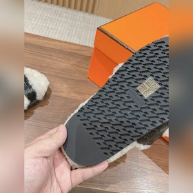 【Высший класс】 Кожаные тапочки Hermes с мехом. В этом году для из
