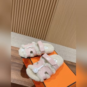 【Высший класс】 Кожаные тапочки Hermes с мехом. В этом году для из