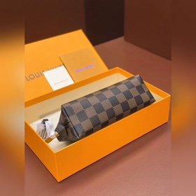 Кофейный цвет, маленький размер! Косметичка M47515! Эта небольшая