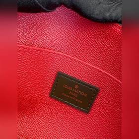 Большая сумка для косметики! M47353 Эта большая сумка для космет
