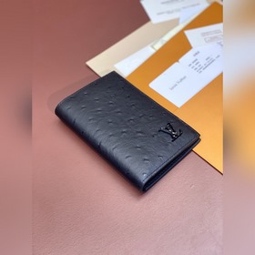 N82510 Черный! С узором страуса, паспортный чехол. Этот паспортны