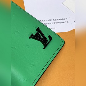N82507 Зеленый! С узором страуса, кожаный чехол для карт. Этот че