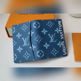Держитель для карт M82797 Сшитый из ткани с покрытием Monogram и 