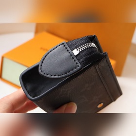 M82776 Monogram Eclise «ochette Cre Voyage» из кожи бычка украшае