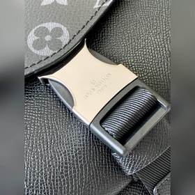M30746 Высококачественная оригинальная сумка-почтальон из серии T