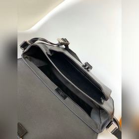 M30746 Высококачественная оригинальная сумка-почтальон из серии T