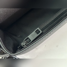 Высококачественная оригинальная сумка M82085 черного цвета из кож