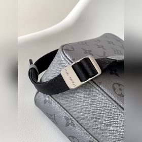 Лучшая оригинальная сумка LU OUTDOOR M30830 серебристая, M30242 с