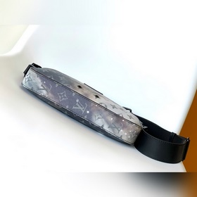 M43918 Кожаный M44165 Звездное небо M44169 Зеленый N40408 Синий 