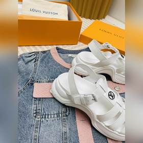 Новые сандалии Louis Vuitton весна-лето 2024： этот лето будет кра