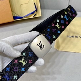 LOUIS VUITTON ремень, подлинная копия, не отличается от оригинала