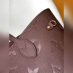 Высококачественная оригинальная сумка Neverfull M46599 в цвете кр