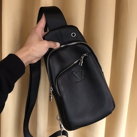 Сумка на грудь Lv, полностью из кожи Нагрудная сумка высшего каче