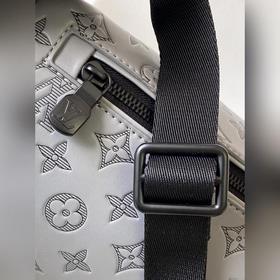 Высококачественный оригинал, эксклюзивная фотография. M46108 серы