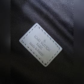 Высококачественный оригинал, эксклюзивная фотография. M46108 серы