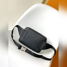 Поясная сумка M30245 Outdoor из кожи с крестообразным узором соче