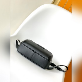 Поясная сумка M30245 Outdoor из кожи с крестообразным узором соче