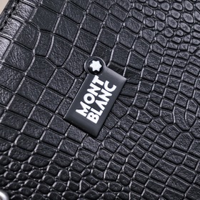 Montblanc - новейшая модель мужской портфеля из кожи с текстурой