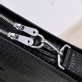 Montblanc - новейшая модель мужской портфеля из кожи с текстурой 