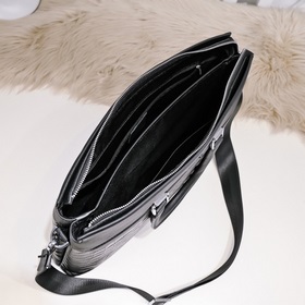 Montblanc - новейшая модель мужской портфеля из кожи с крокодилов