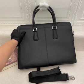 Новейшая модель портфеля Montblanc из оригинальной партии, качест