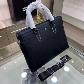 Новейшая модель портфеля Montblanc International (Монблан) из имп
