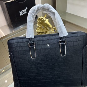 Новейшая модель портфеля Montblanc International (Монблан) из имп