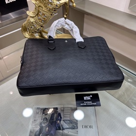 Новинка： новейшая модель портфеля Montblanc lnternational (Montbl