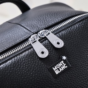 Montblanc - новейшая модель мужского рюкзака из кожи первого слоя