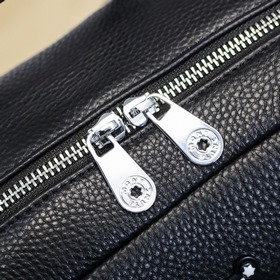 Montblanc - новейшая модель мужского рюкзака из кожи первого слоя