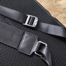 Montblanc - новейшая модель мужского рюкзака из кожи первого слоя