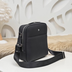 Montblanc - новейшая модель мужской сумки через плечо изготовлена