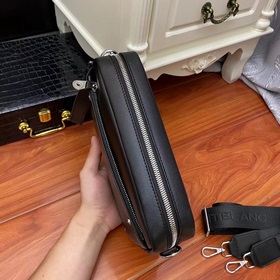 Новейшая модель Montblanc International (Монблан) – сумка-бокс дв