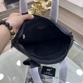 Новинка： новейшая вертикальная сумка Montblanc lnternational (Mon